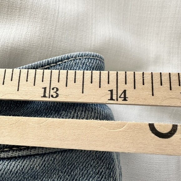 Hollister Bermuda Shorts Ultra High-Rise Stretch Vintage Soft Size 7/28 Waist - Picture 3 of 7